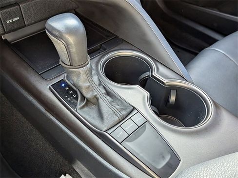 Used 2024 Toyota Camry SE w/ Convenience Package image 26