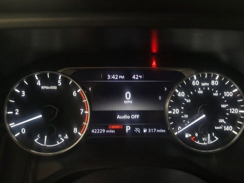 Used 2023 Nissan Rogue SV image 23