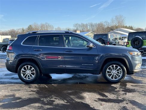 Certified 2021 Jeep Cherokee Latitude Lux w/ Comfort/Convenience Group image 47