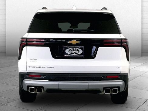 Used 2024 Chevrolet Traverse LT AWD/4WD image 3