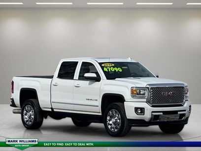 Used 2016 GMC Sierra 2500 Denali w/ Duramax Plus Package