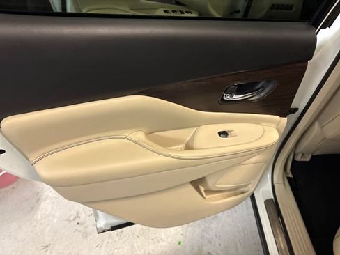 Used 2019 Nissan Murano Platinum AWD/4WD image 41