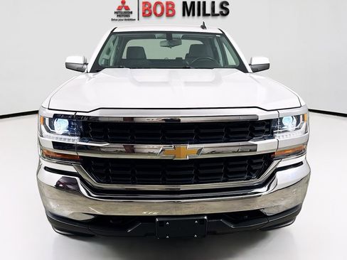 Used 2019 Chevrolet Silverado 1500 LT image 2