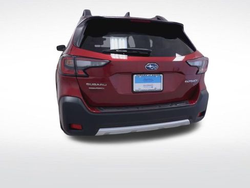 Used 2025 Subaru Outback Limited AWD/4WD image 7