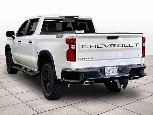 Used 2022 Chevrolet Silverado 1500 LT Trail Boss w/ Convenience Package II AWD/4WD image 14