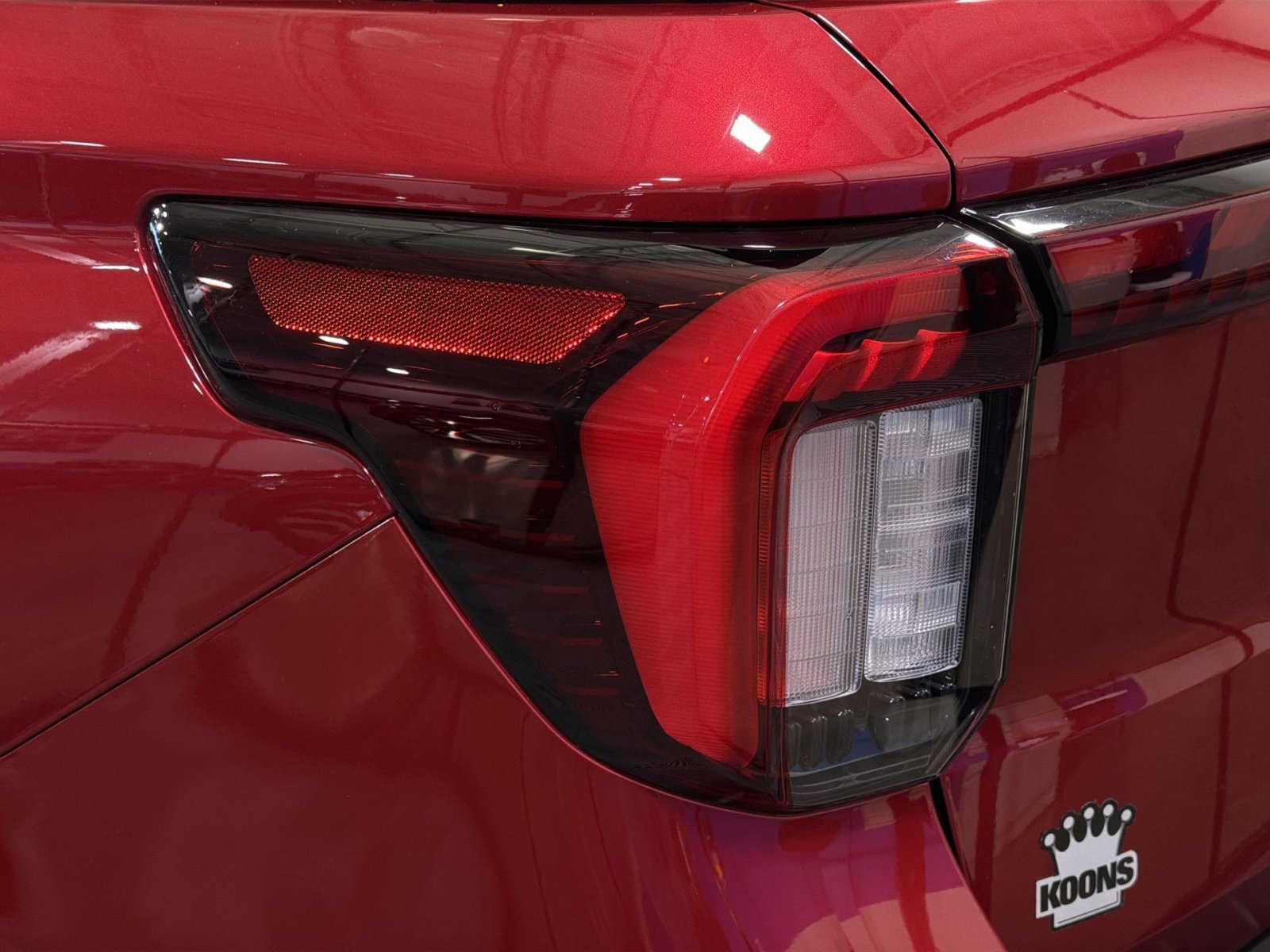 Used 2026 Ford Explorer ST-Line w/ ST-Line Street Pack AWD/4WD image 17