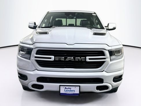 Used 2023 RAM 1500 Laramie AWD/4WD image 2