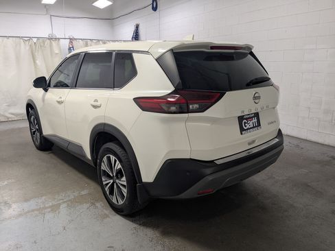 Used 2023 Nissan Rogue SV AWD/4WD image 8