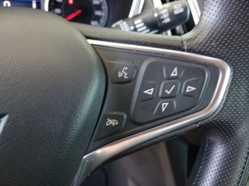 Used 2022 Chevrolet Equinox LT image 11