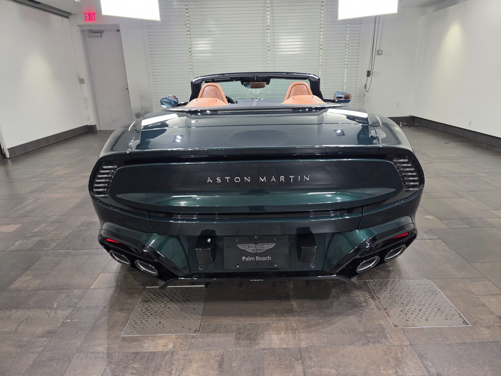 Used 2026 Aston Martin Vanquish 60th Anniversary Edition RWD image 19