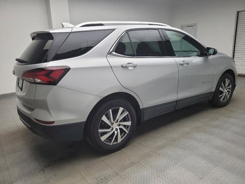 Used 2022 Chevrolet Equinox Premier image 10