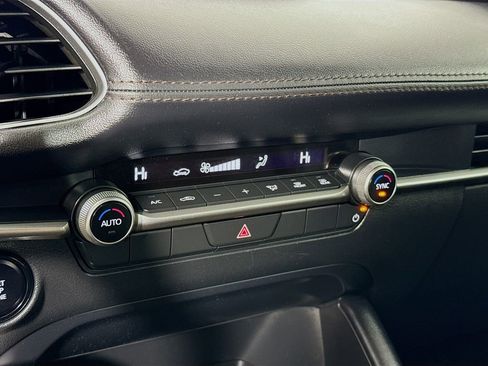 Used 2024 MAZDA MAZDA3 s image 15