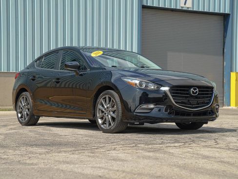 Used 2018 MAZDA MAZDA3 Touring FWD image 5