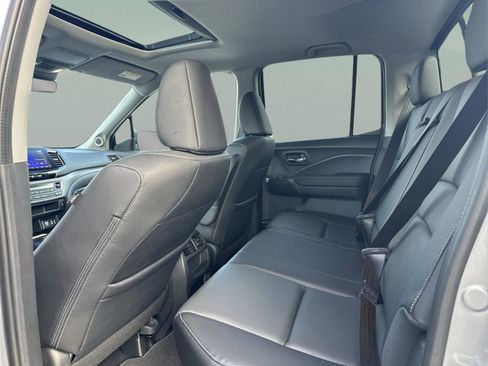 Used 2023 Honda Ridgeline RTL-E image 16