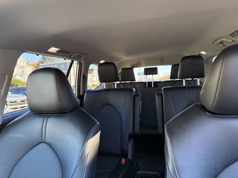 Certified 2024 Toyota Grand Highlander XLE image 17