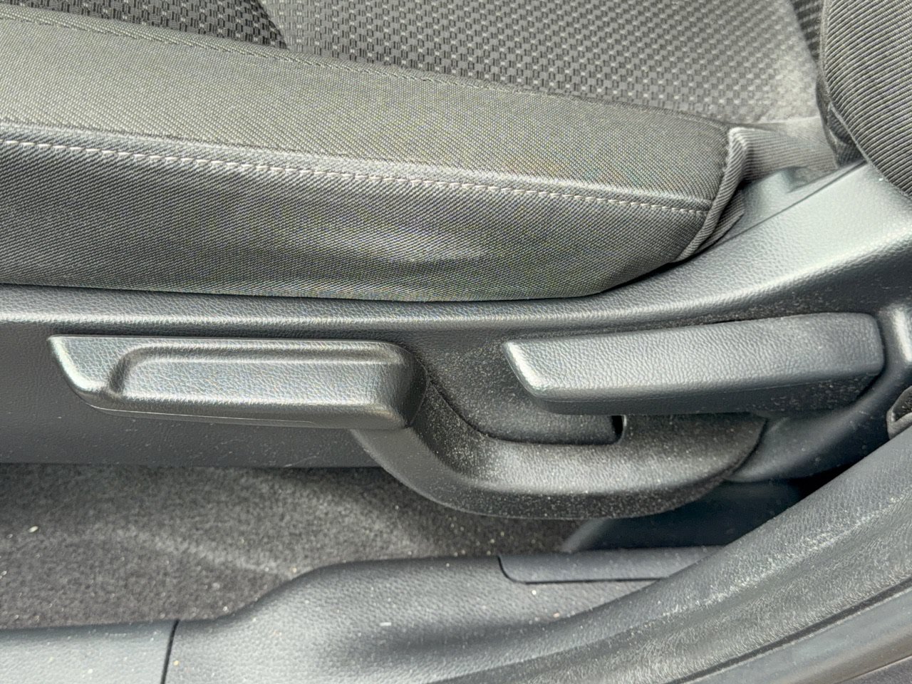 Used 2021 Honda HR-V EX image 16