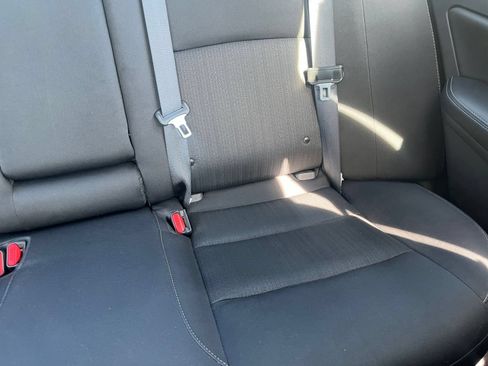 Used 2025 Nissan Altima 2.5 SV FWD image 38