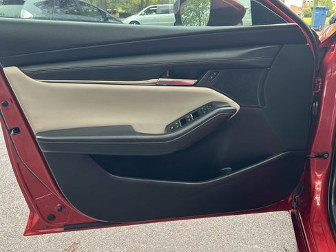 Used 2019 MAZDA MAZDA3 AWD Sedan w/ Select Package image 21