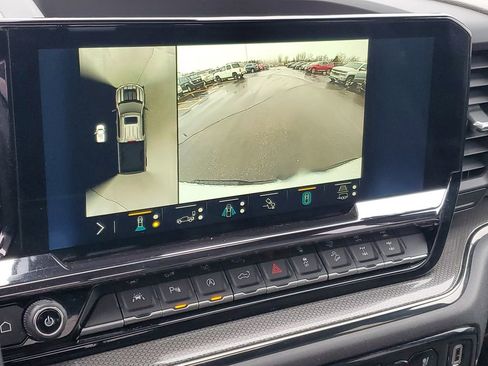 Used 2023 Chevrolet Silverado 1500 ZR2 w/ Technology Package image 19