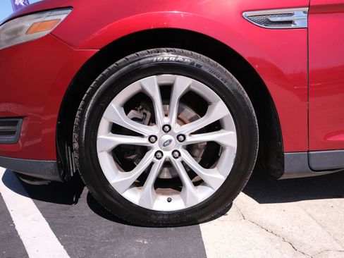 Used 2013 Ford Taurus SEL AWD/4WD image 11