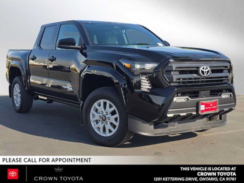 Certified 2026 Toyota Tacoma SR5 AWD/4WD image 1