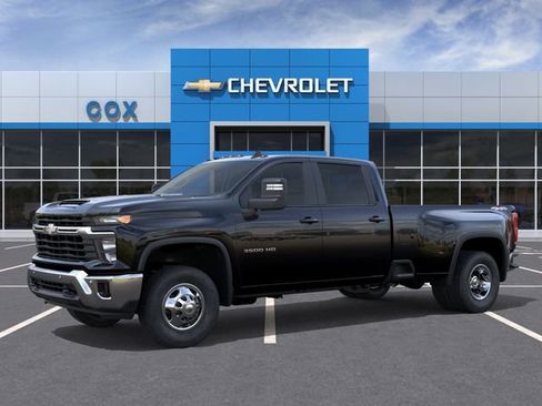 New 2026 Chevrolet Silverado 3500 LT w/ All Star Edition AWD/4WD image 2
