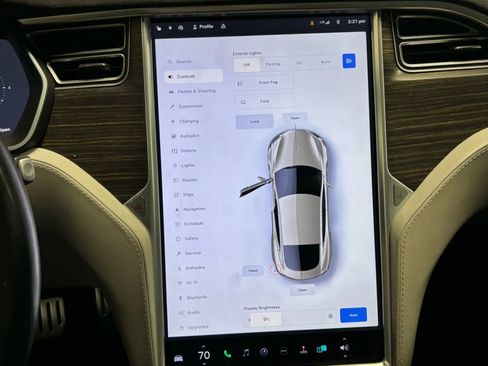 Used 2015 Tesla Model S P90D image 29