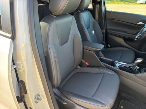 Used 2025 Buick Encore GX Preferred image 34