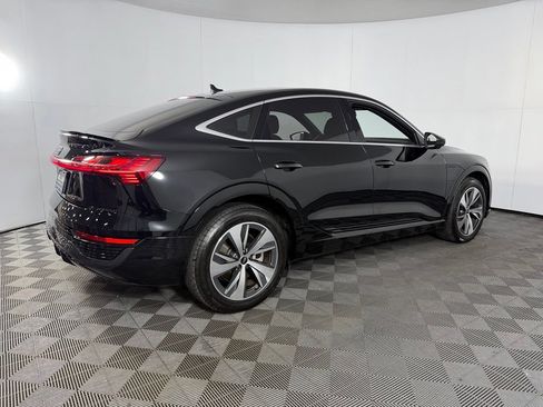 Used 2024 Audi Q8 e-tron Premium Plus w/ Premium Plus Package AWD/4WD image 6