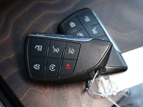 Used 2021 GMC Yukon Denali image 32