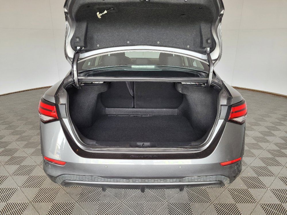 Used 2024 Nissan Sentra S FWD image 29