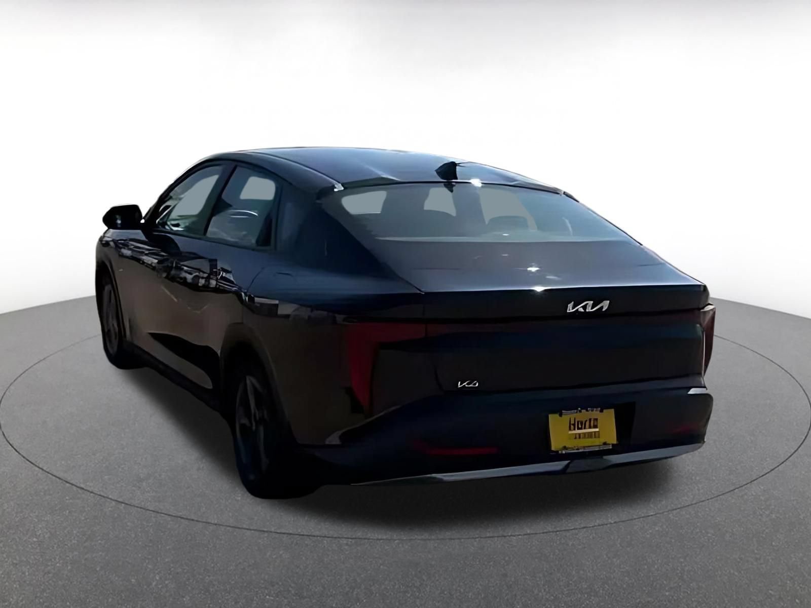 Used 2025 Kia K4 FWD image 9