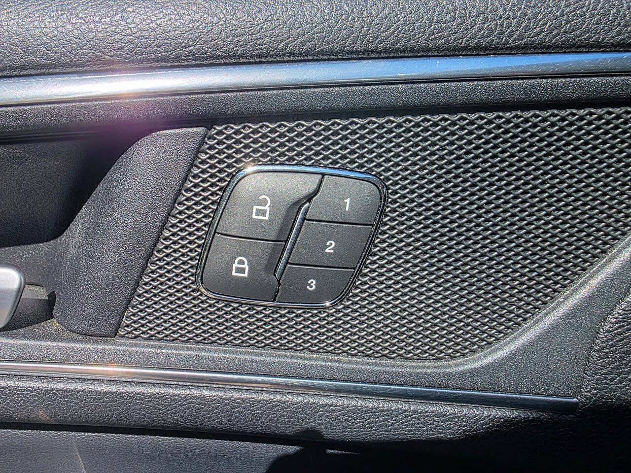 Used 2018 Ford Edge Sport w/ Equipment Group 401A AWD/4WD image 11