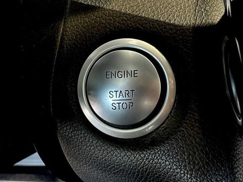 Used 2018 Mercedes-Benz C 43 AMG 4MATIC Sedan image 31