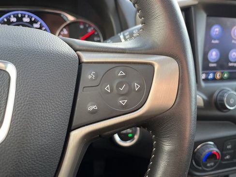 Used 2022 GMC Terrain Denali image 23