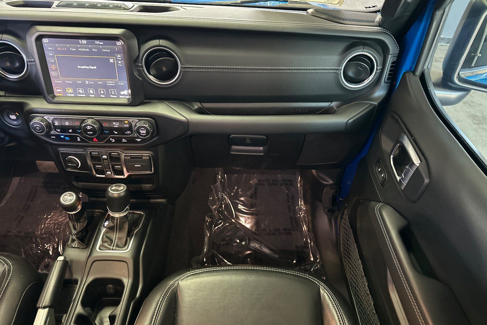 Used 2021 Jeep Wrangler Unlimited Sahara w/ Cold Weather Group AWD/4WD image 32