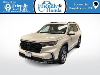 Used 2025 Honda Pilot Elite video 1