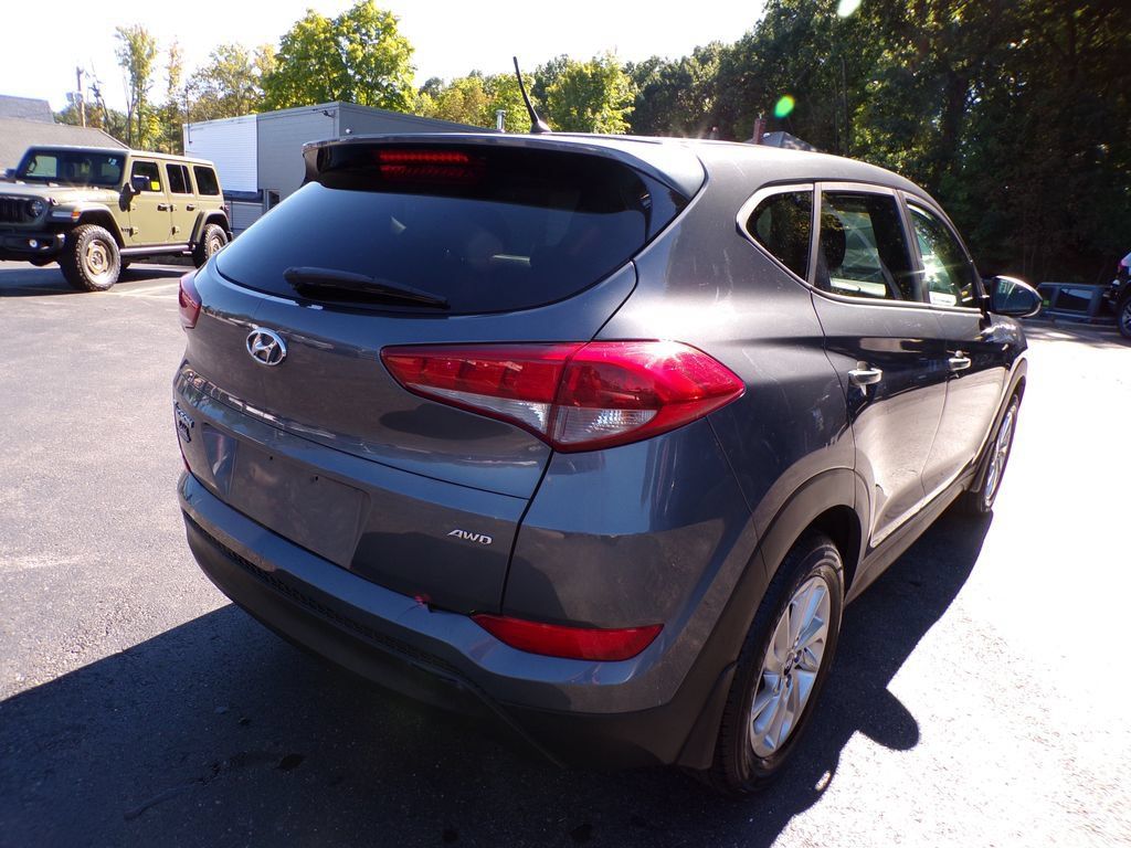 Used 2018 Hyundai Tucson SE AWD/4WD image 9