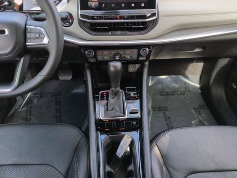 Certified 2023 Jeep Compass Limited w/ Sun and Sound Group AWD/4WD image 22