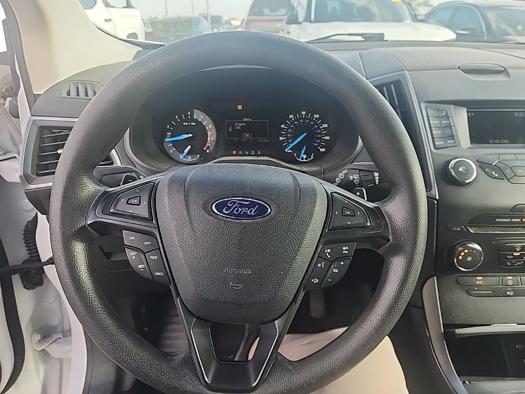 Used 2015 Ford Edge SE FWD image 22