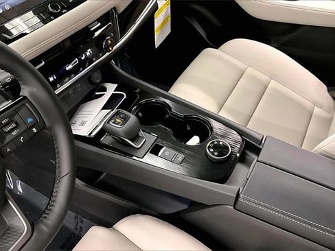 New 2025 Nissan Rogue SL image 8