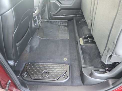 Used 2025 RAM 1500 Laramie w/ Sport Appearance Package image 33