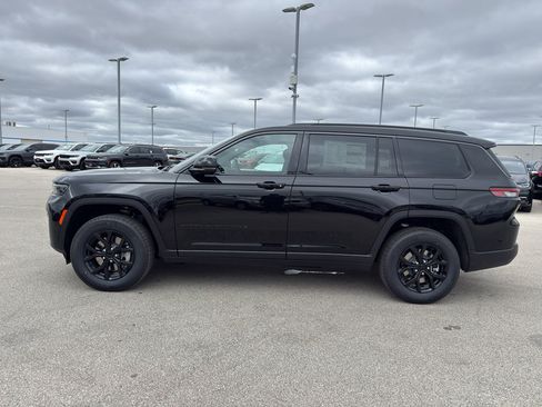 New 2026 Jeep Grand Cherokee L 4WD image 6