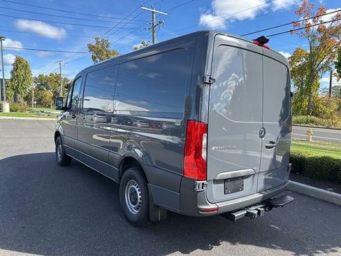 Used 2025 Mercedes-Benz Sprinter 2500 image 7