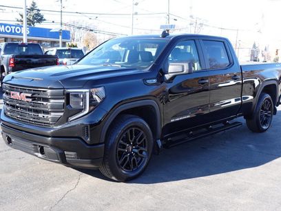 Used 2023 GMC Sierra 1500 Pro w/ Graphite Edition