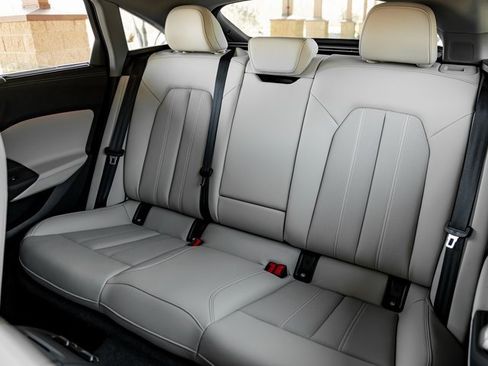 New 2025 Audi A5 2.0T Prestige image 20