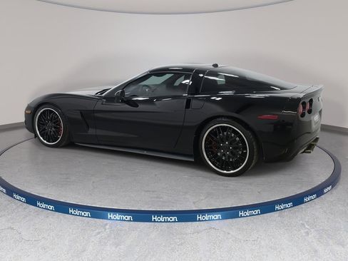 Used 2005 Chevrolet Corvette Coupe w/ Preferred Equipment Group image 9