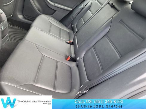 Used 2015 Volkswagen Jetta SE image 14
