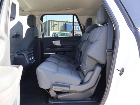 Used 2025 Ford Expedition Max Active image 29