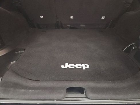 Used 2012 Jeep Wrangler Unlimited Sahara w/ Dual Top Group image 38